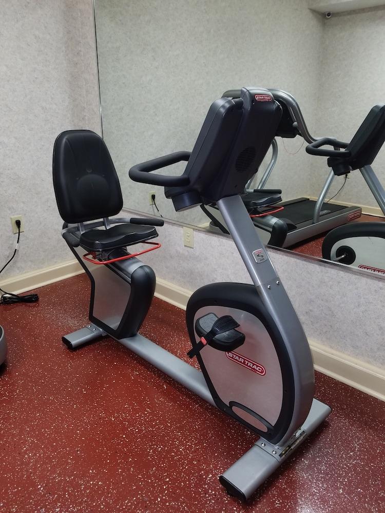 Quality Inn Александрия Екстериор снимка