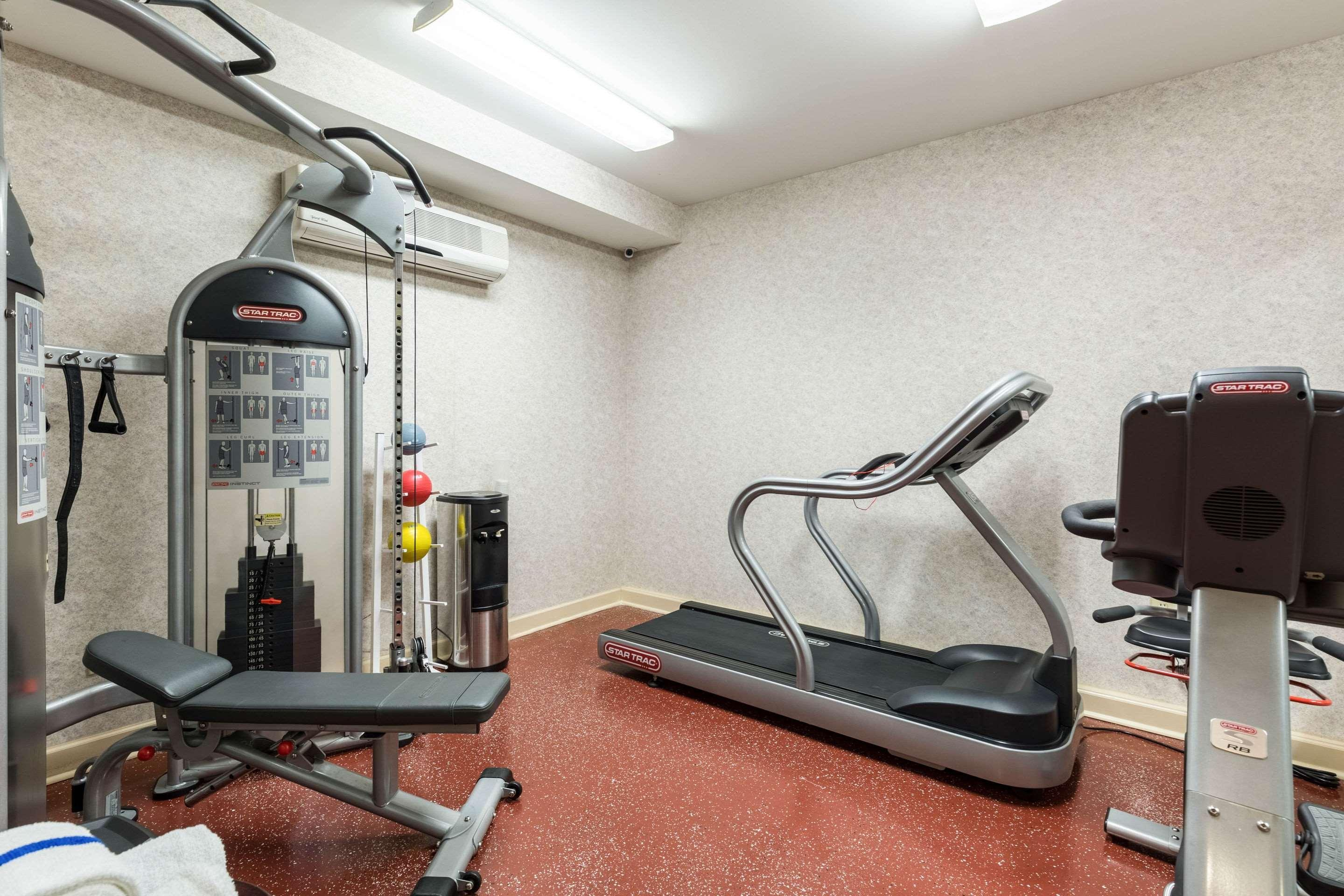 Quality Inn Александрия Екстериор снимка